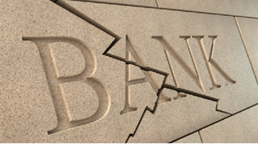 Mi banco quebró, ¿ya no debo pagar mi crédito?