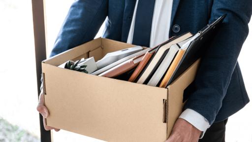 Acciones vitales al estar en deuda y sin empleo