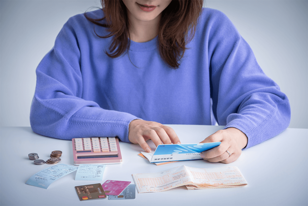 Tarjeta de crédito versus préstamo personal luego de recuperación financiera. Templaris